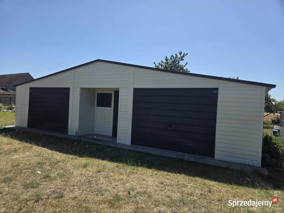 Garaż Blaszany z pomieszczeniem gospodarczym