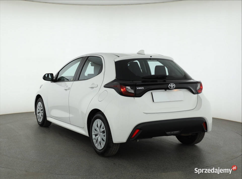 Toyota Yaris 10 VVTi pełny VAT Piaseczno