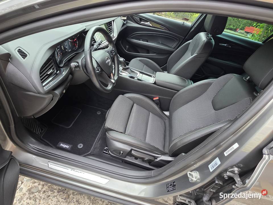Opel Insignia 15T 165 Sports Tourer automat Zarejestrowany w Polsce Insignia Insignia małopolskie