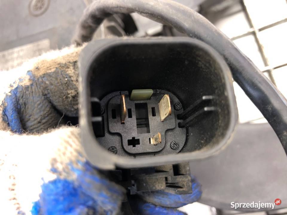 WENTYLATOR CHŁODNICY BMW E83 20 150 6925702 0311 sprzedam