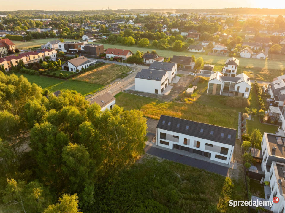 Wyjątkowy bliźniak lesie Tychy Mąkołowiec Liczba pokoi 6