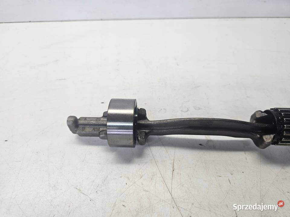 WAŁEK BALANSUJĄCY AUDI A3 8V A4 B9 VW SEAT