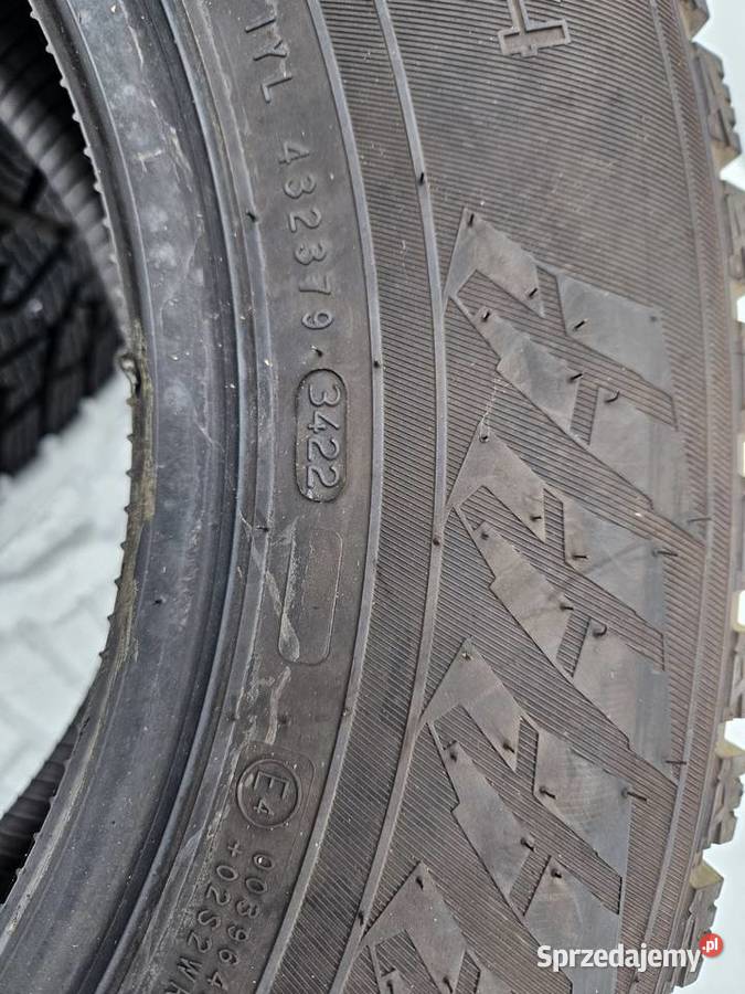 Opony zimowe 23565r16c Nokian Landsail Janów Lubelski