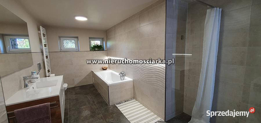 Dom wolnostojący Turza Śląska 260m2 asfalt