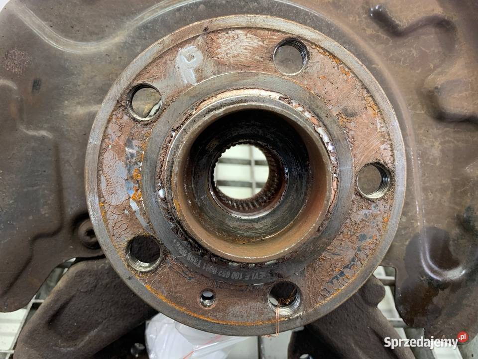 ZWROTNICA PRAWY PRZÓD SKODA FABIA III 10 75 podkarpackie