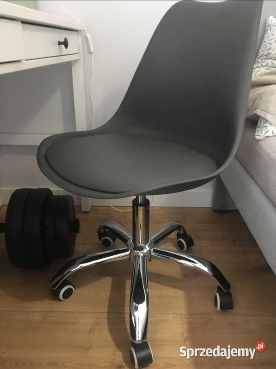 Krzesło biurowe szare sprzedam
