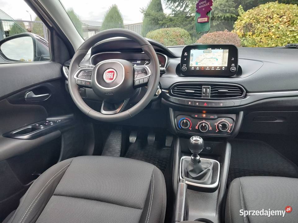 FIAT TIPO MIRROR 14 BENZYNA Leszno