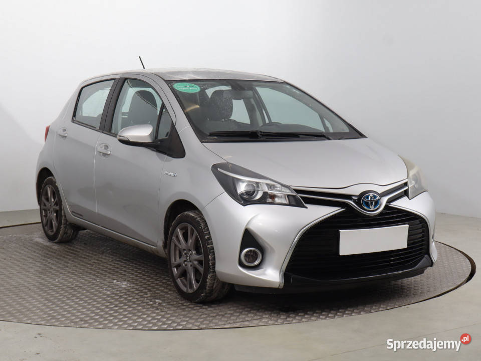 Toyota Yaris 15 Hybrid elektryczne lusterka Bielany Wrocławskie