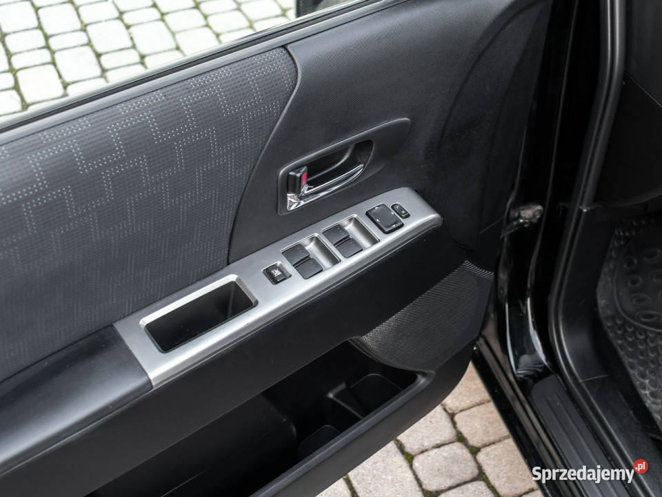 Mazda 5 20Benzyna145 198 7 osób I 20052010 isofix 5