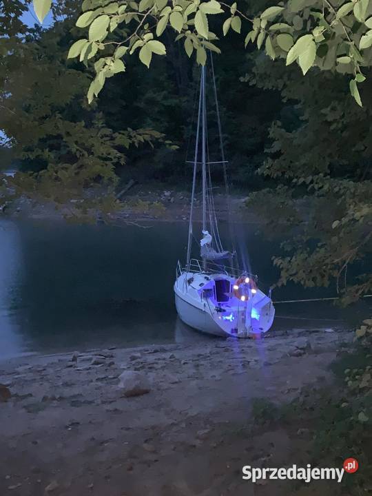 Jacht żaglowy Laguna 26 Żeglarstwo podkarpackie