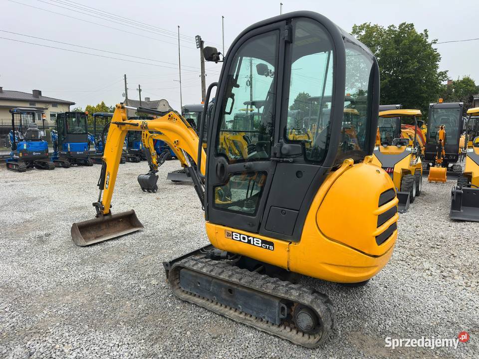JCB 8018 CTS Mini koparka z 2009 roku 1800 Złoczew