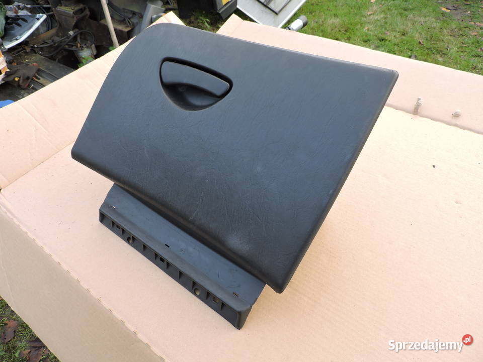 Schowek pasażera Ford focus mk1 18 TDCI osobowe Myszków