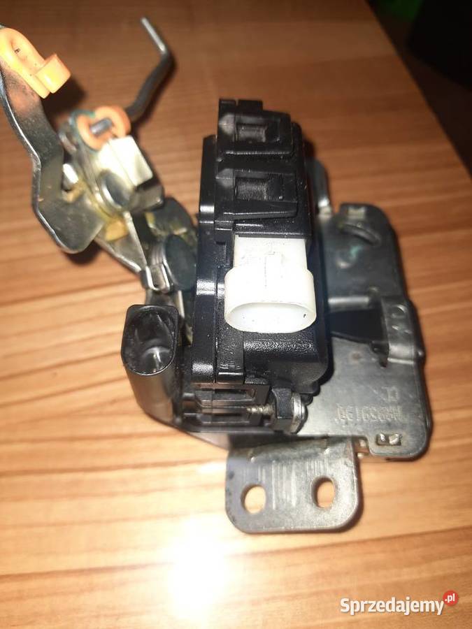 Mitsubishi Colt 6 Z30 3drwiowy zamek klapy Wieliczka sprzedam