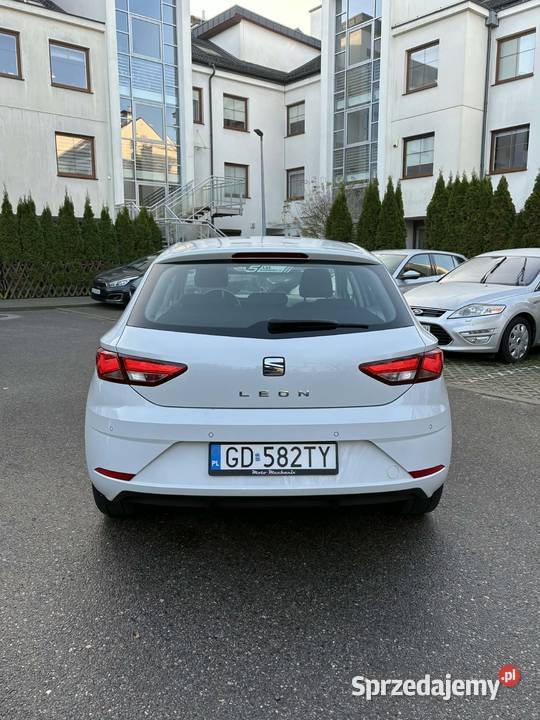 Seat Leon hatchback 2019 stan idealny sprzedam