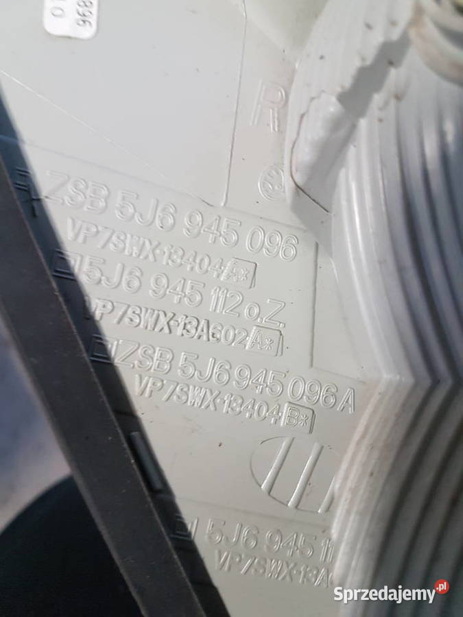 SKODA FABIA II LAMPA TYLNA PRAWA 5J6945096 Turek