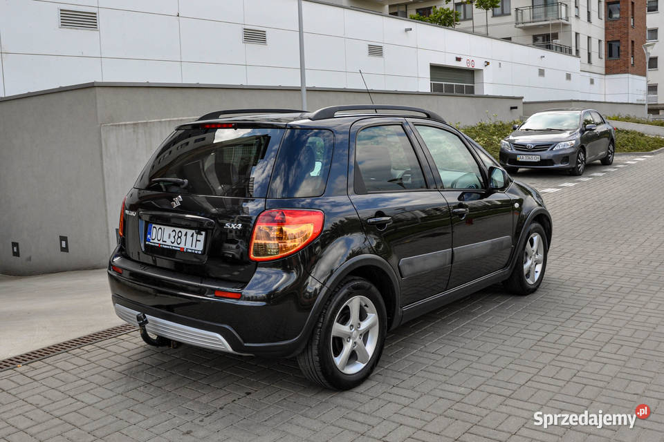 Suzuki SX4 16 Bezwypadkowy 156 Wrocław