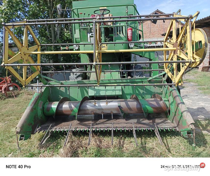 Kombajn zbożowy Paradyż