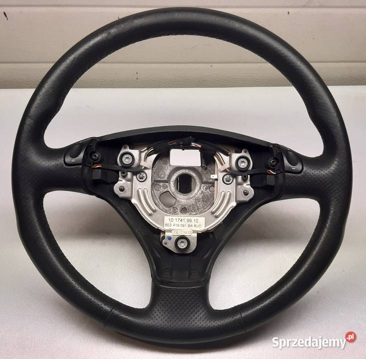 KIEROWNICA TRÓJRAMIEN SKÓRA AUDI A4 B6 Mielęcin