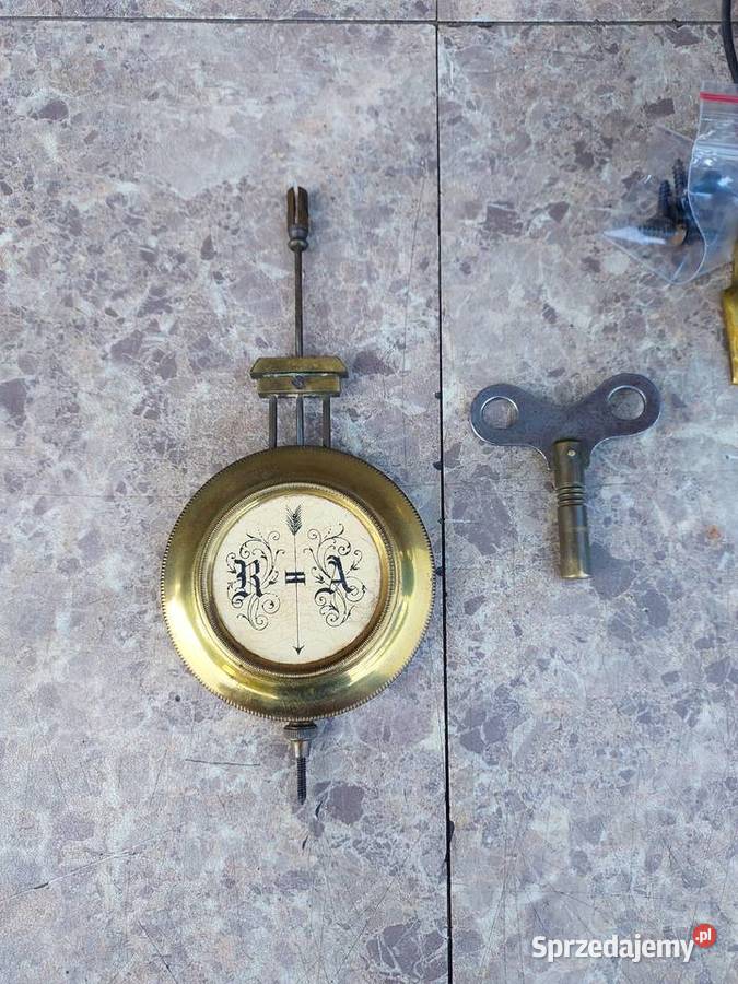 142 Zestaw mechanizm starego małego zegara Antyki, Sztuka, Kolekcje