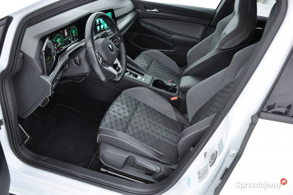 Volkswagen Golf 15 eTSI 150 DSG Rline Kamera nieuszkodzony Stalowa Wola sprzedam