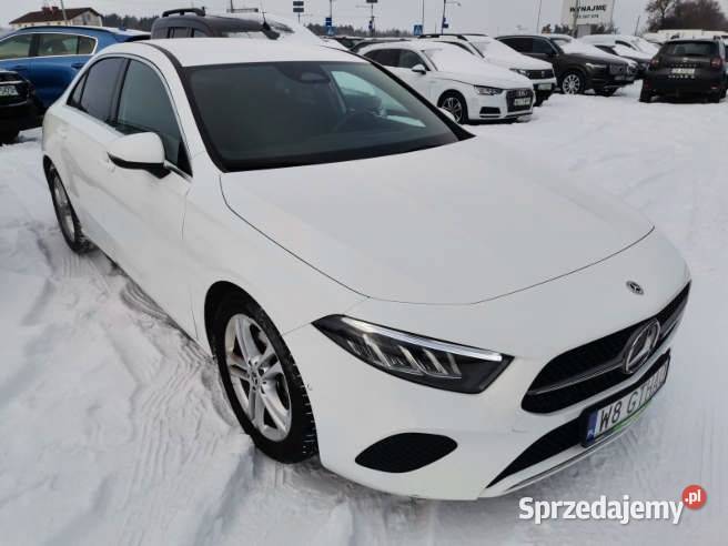 MERCEDESBENZ A 200 2023 133200 ccm 163 mazowieckie Warszawa