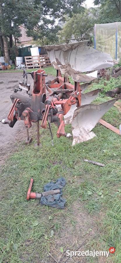 Sprzedam pług niemeyer NH3 obrotowy 3 skiby Września