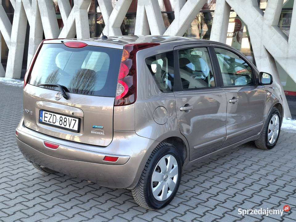 Nowe opony kamera cofania sprawna klima Zduńska Wola