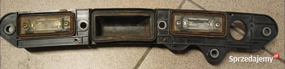 Mikrostyk klapy bagażnika passat b6 Rok produkcji 2009 Zwoleń sprzedam