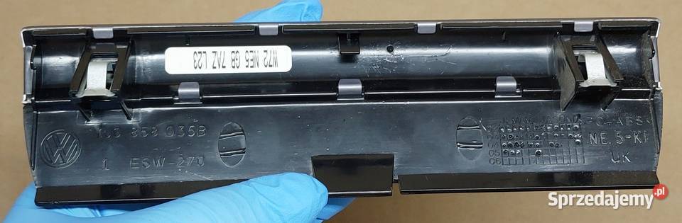 NOWA RAMKA LISTWA VW GOLF IV BORA 1J0858035B osobowe dolnośląskie sprzedam