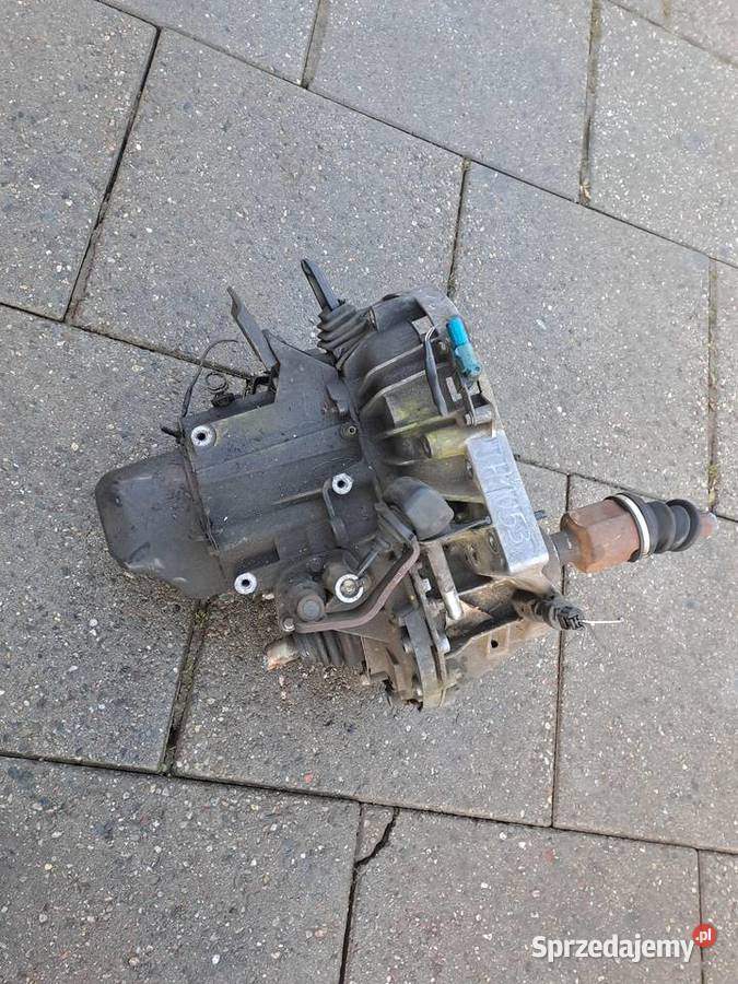 Dacia Logan Sandero 14 8V skrzynia biegów kod osobowe śląskie Jastrzębie-Zdrój