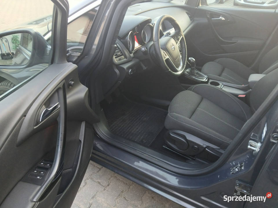 Opel Astra 16 CTDI alufelgi klimatronik navi światła do jazdy dziennej Gryfino