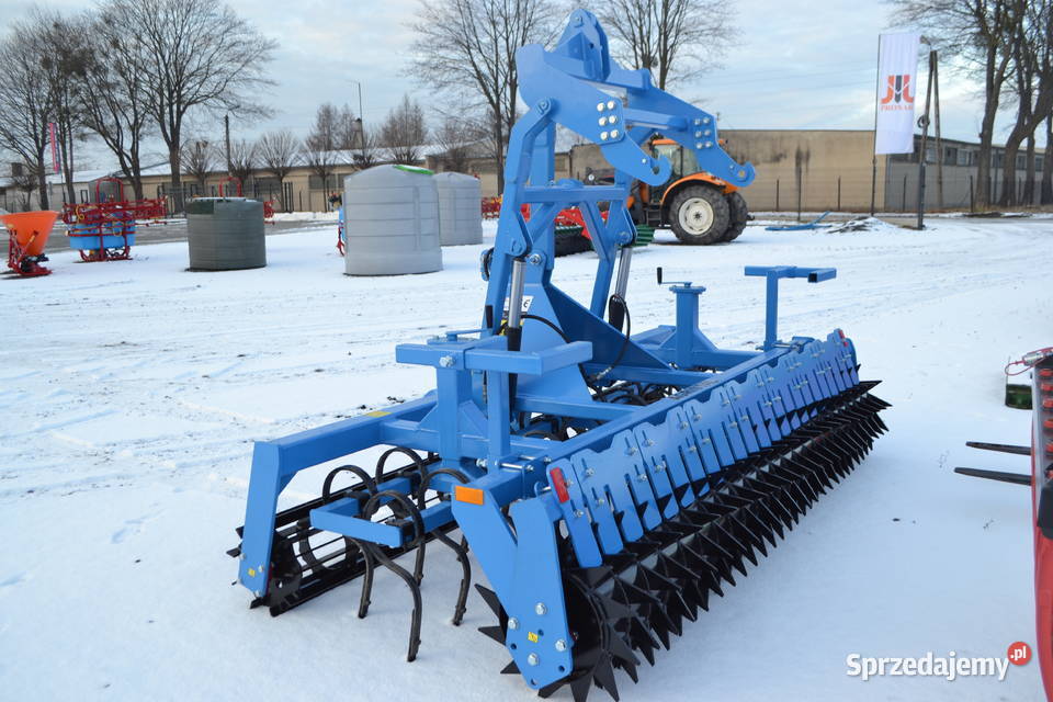 Agregat uprawowosiewny 3 m AGRISTAL z wałem Olesno