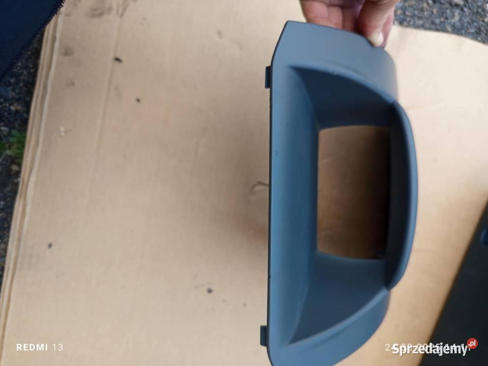 Daszek ekranu Ford Fiesta MK7 osobowe Łódź