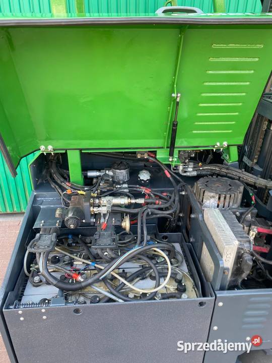 Wózek widłowy elektryczny czterokierunkowy Karsin
