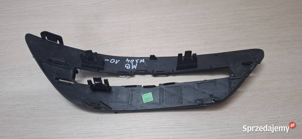 Zaslepka Zderzaka Przedniego Mercedes W204 świętokrzyskie