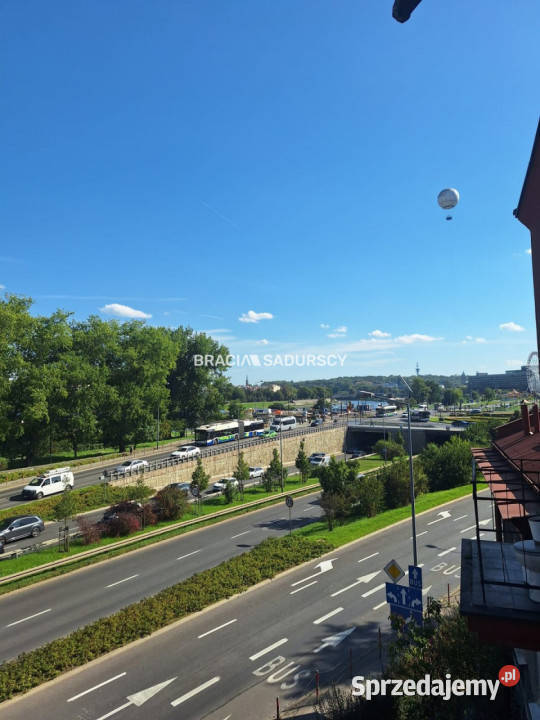 Mieszkanie 681m2 3 pokoje Kraków Barska