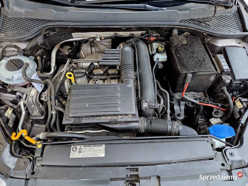 14Tsi 125 pełny led wersja FR hak zadbany czujnik deszczu