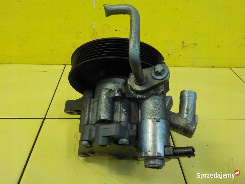 MERCEDES W204 18 CGI 12r 156 271 pompa osobowe Suków