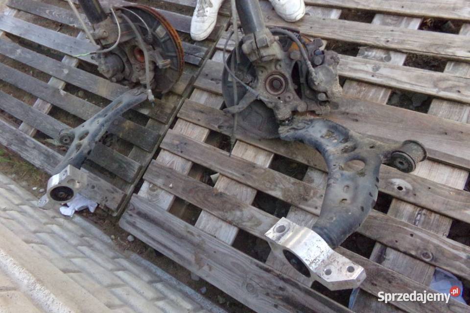 TIGUAN I ZWROTNICA PRAWA Rakoniewice sprzedam