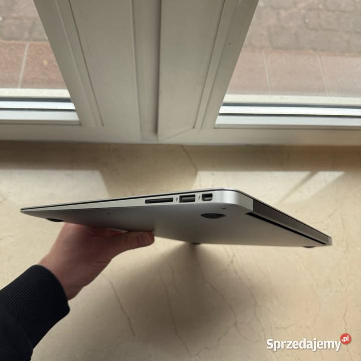 MacBook Air 13 A1466 2015 i5 4GB 128SSD Monterey Warszawa sprzedam
