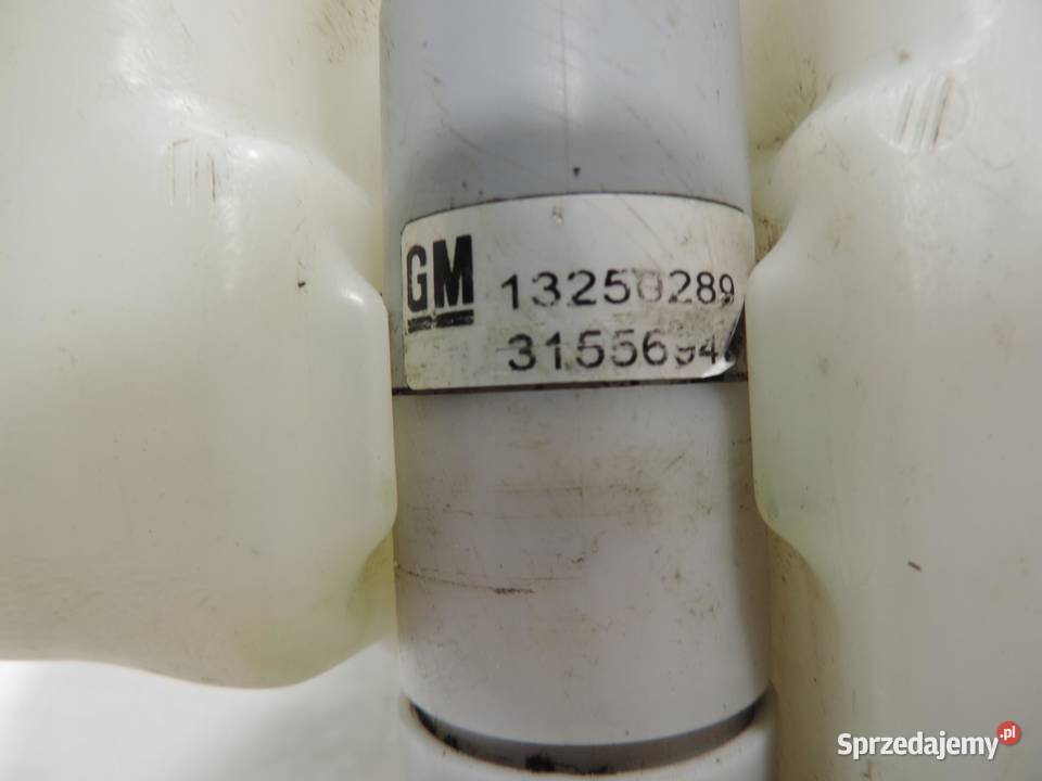 ZBIORNICZEK SPRYSKIWACZY XENON OPEL INSIGNIA A