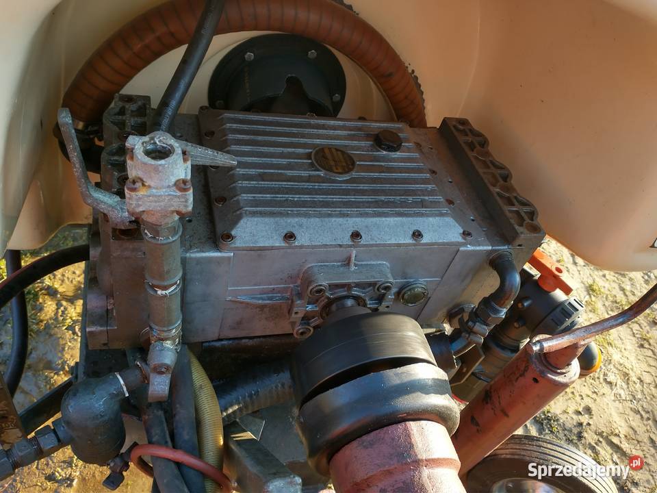 Opryskiwacz sadowniczy nieuszkodzony Lipnik