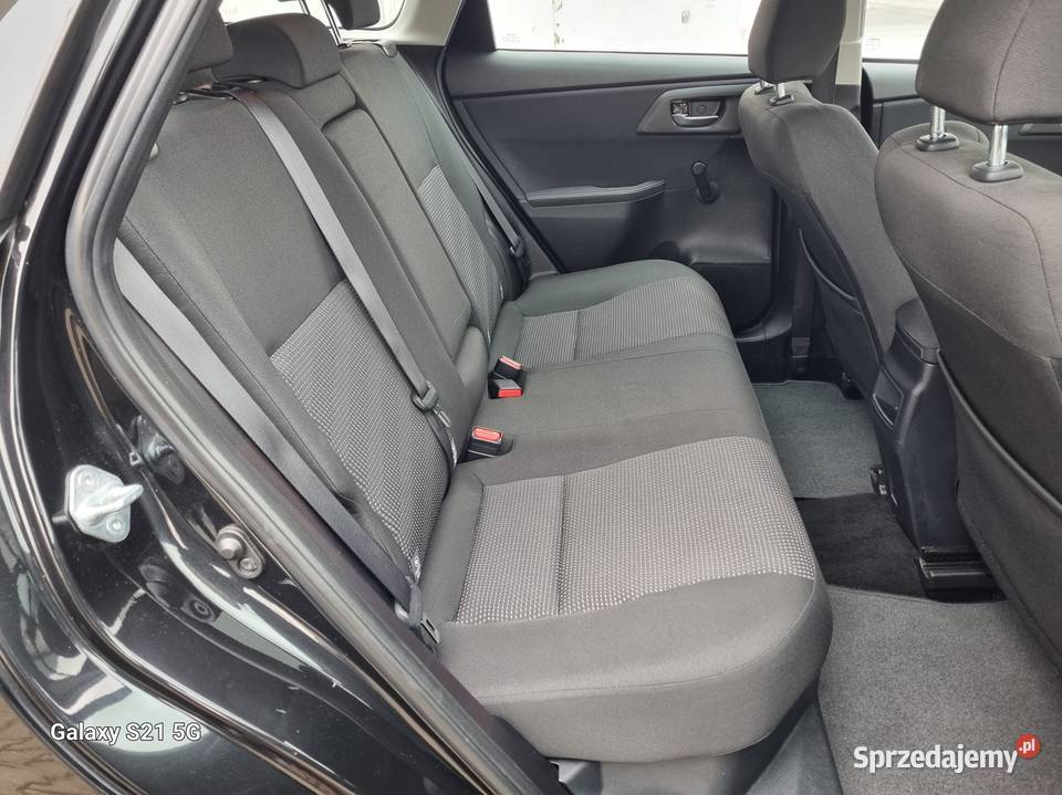 Toyota Auris HYBRYDA 18 136 nawigacja kamera alu kurtyny powietrzne Auris Płońsk