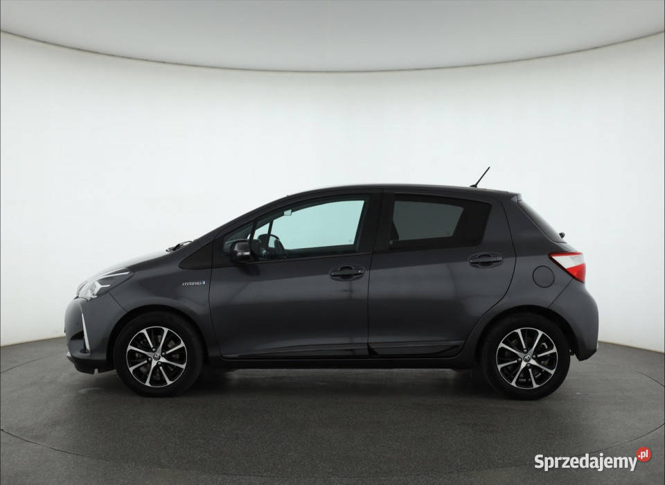 Toyota Yaris 15 Hybrid 74KM Piaseczno sprzedam