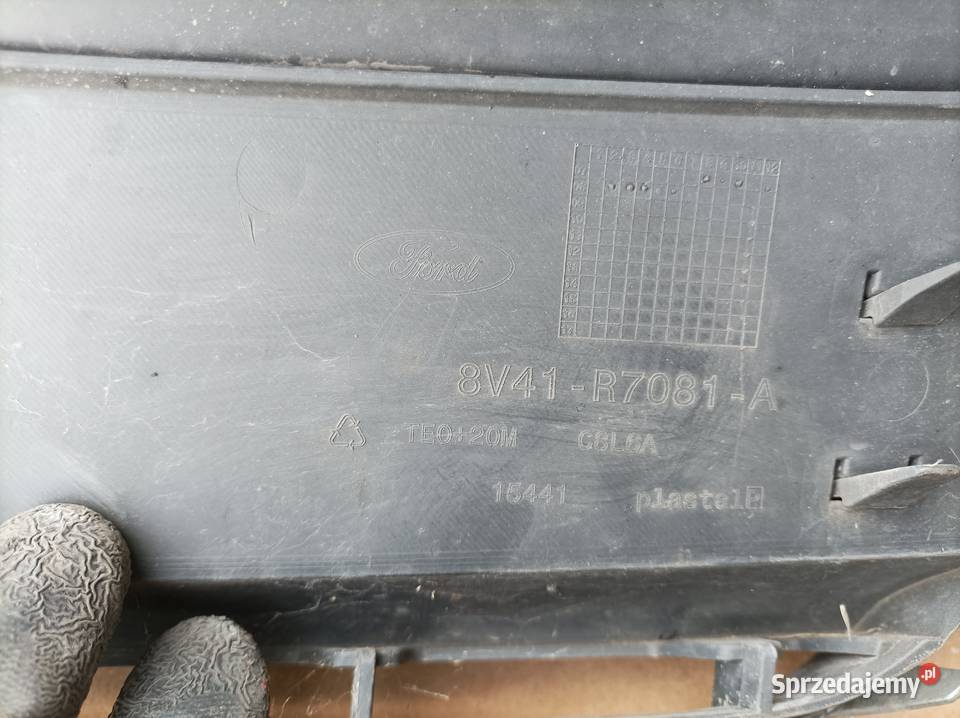 FORD KUGA MK1 grill atrapa 8V41R7081A Atrapy