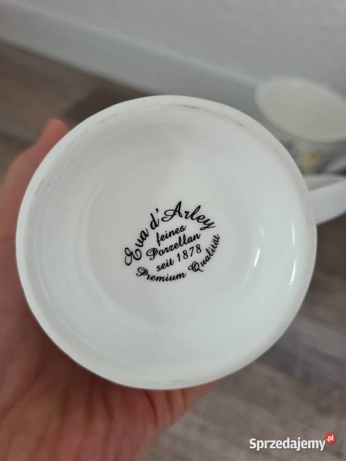 Porcelanowe kubki w kwiaty Gorlice