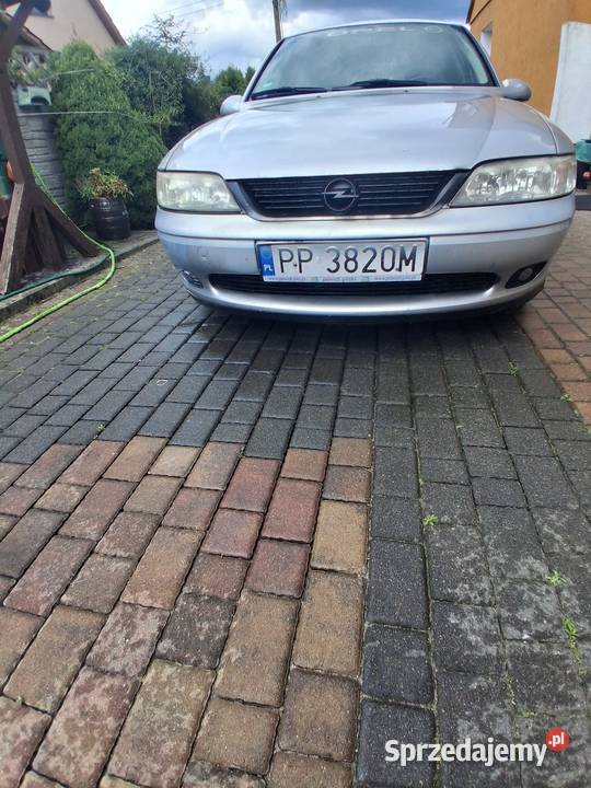 sprzedam samochod osobowy Opel vectra B Z 20 Piła