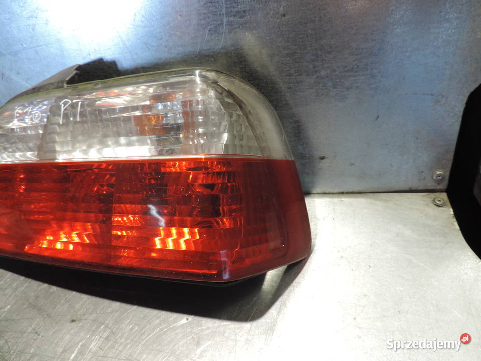 BMW 3 E36 CABRIO LAMPA PRAWY TYŁ