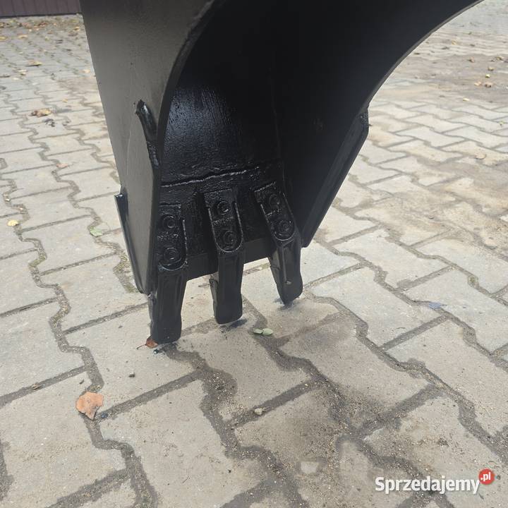 Zestaw łyżek kopiących do koparkoładowarki 2CX Konin