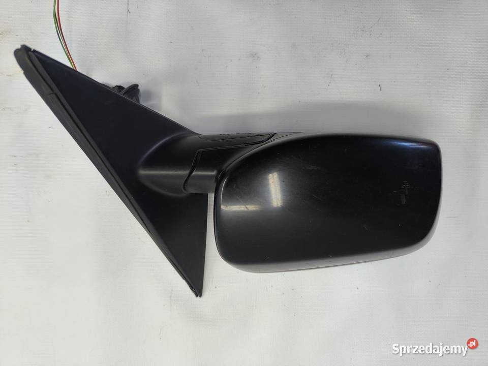 LUSTERKO PRAWE 5PIN EUROPA 668 BMW E61